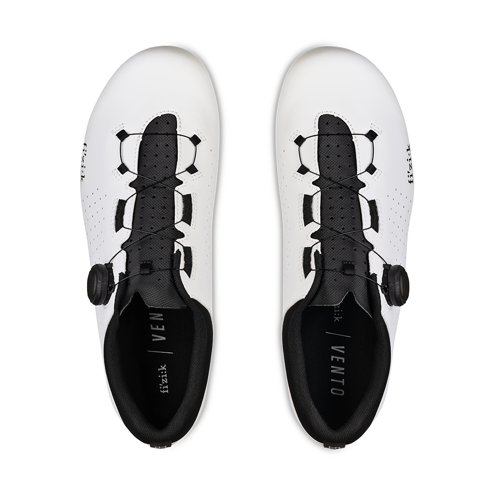 Fizik ロードシューズ ホワイト/レッド Fizik ロードシューズ ホワイト/レッド Fizik ロードシューズ