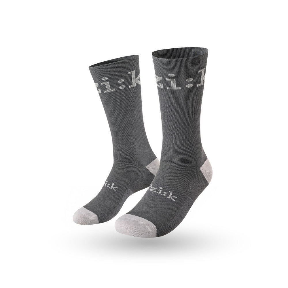 Fizik Chaussettes - Performance Road - lilac/neon green Fizik Chaussettes - Performance Road - lilac/neon green