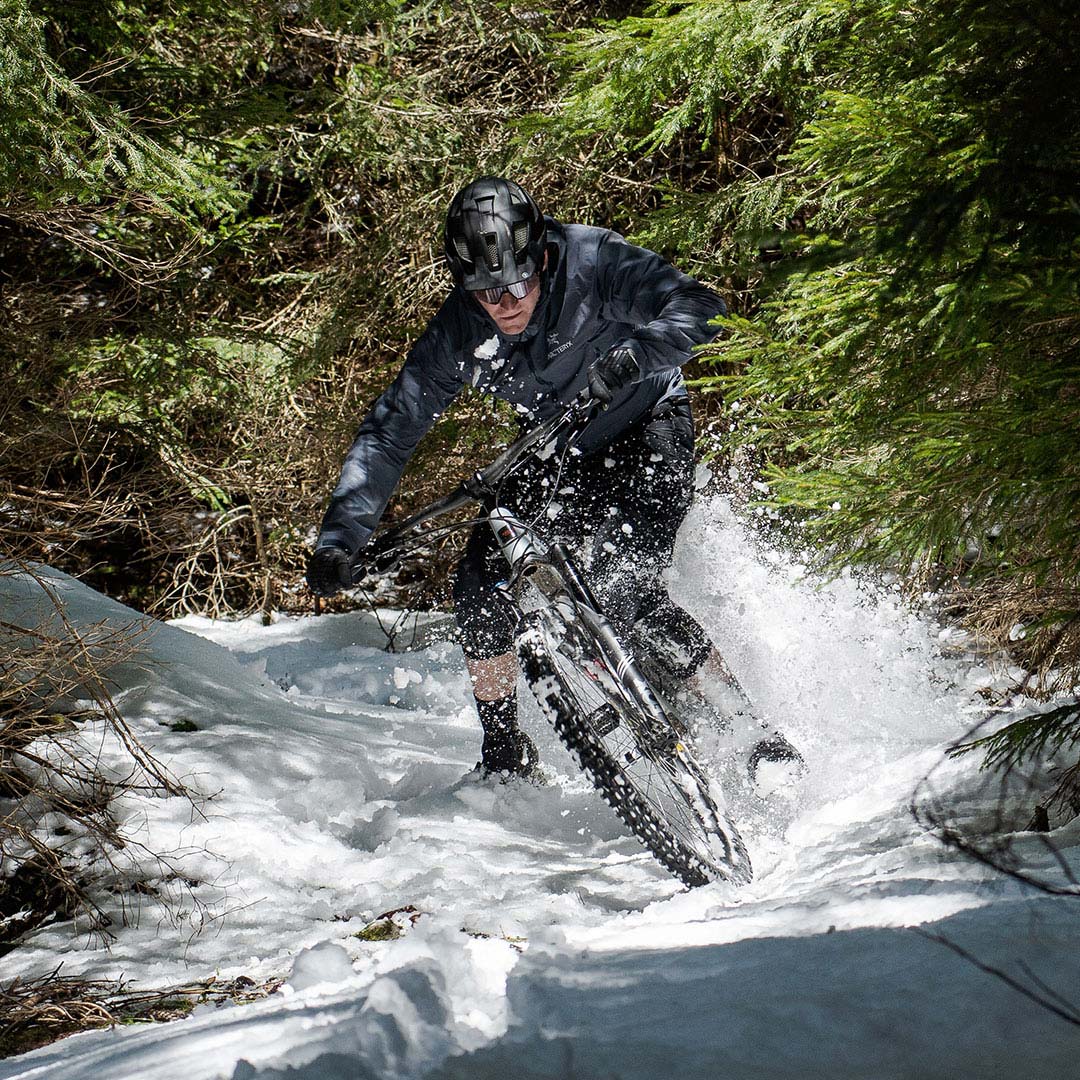 FOR SLUSHY TRACKS AND SNOW-COVERED TRAILS