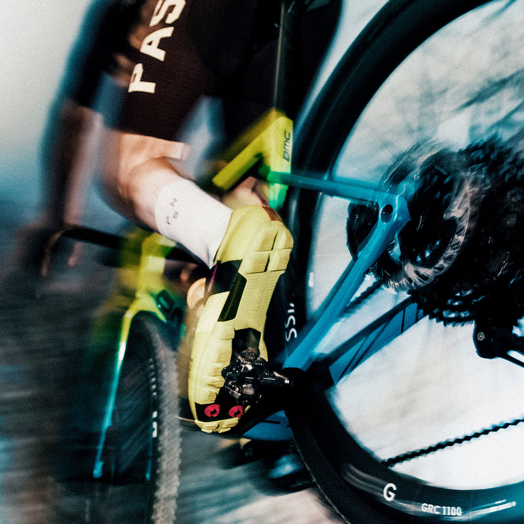 STIFF SOLE, TRAIL-READY TREAD