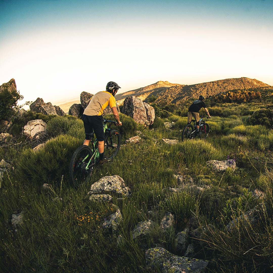 perfect for full-suspension trail bikes