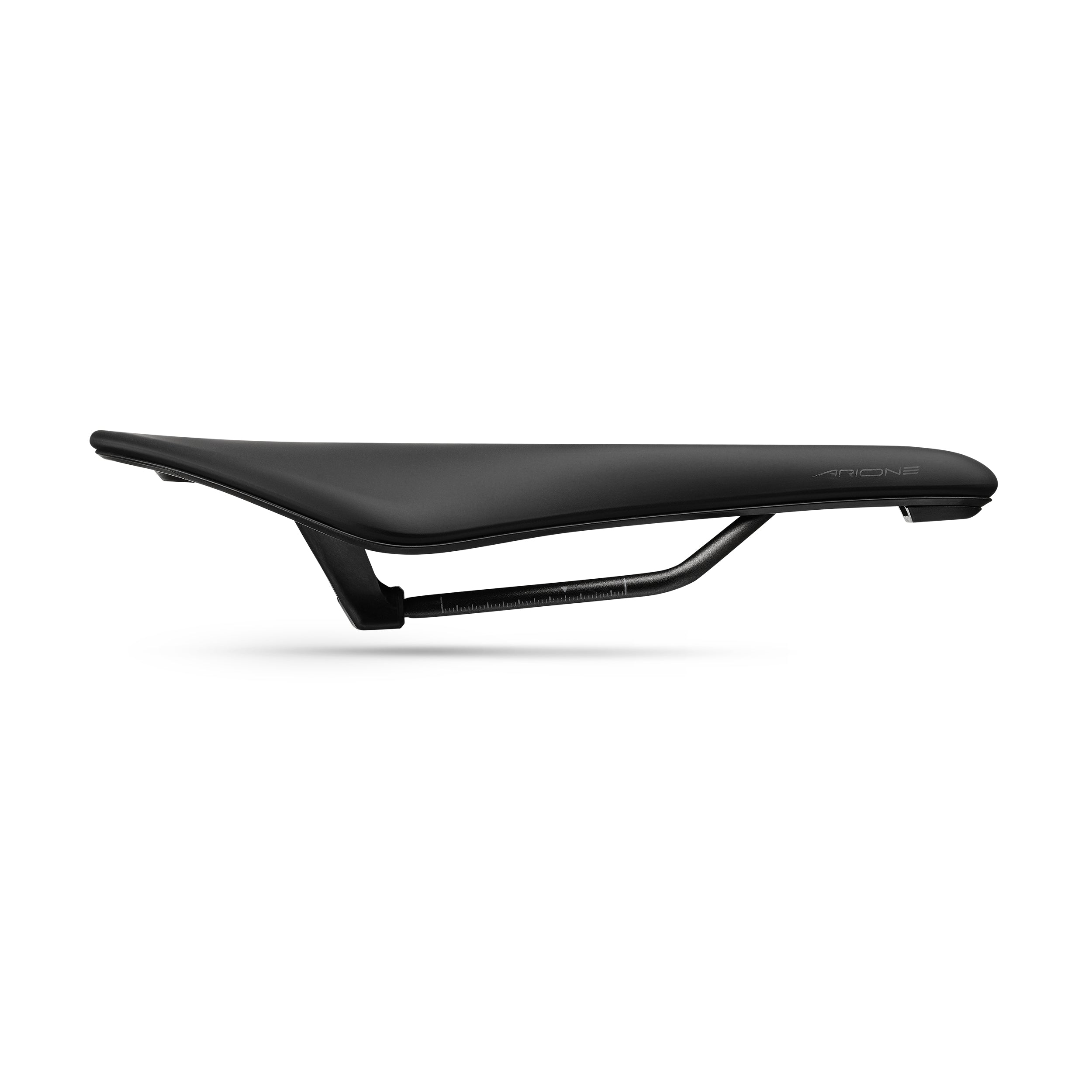 Arione R3 - Flat Profile Performance Saddle - Fizik