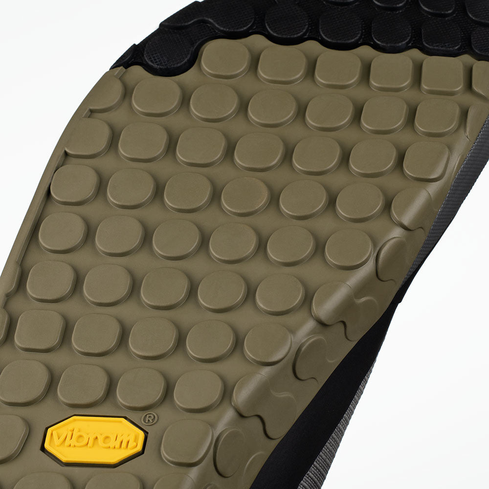 Gravita Versor Flat