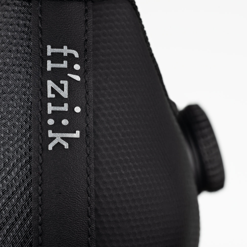 Tempo Decos Carbon Black/Black - Carbon road cycling shoes - Fizik