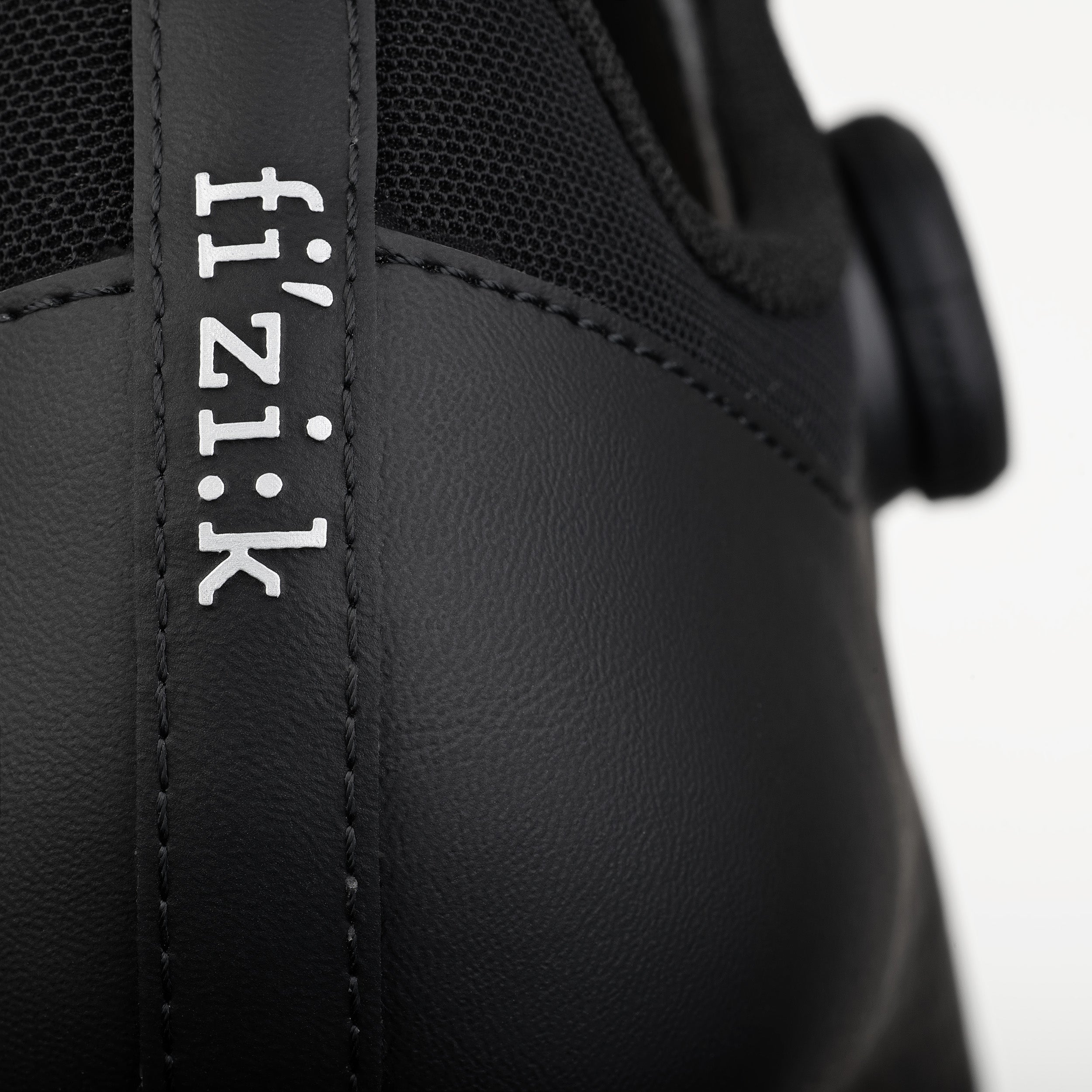 Performance road cycling Shoes - Omna Black/Black - Fizik