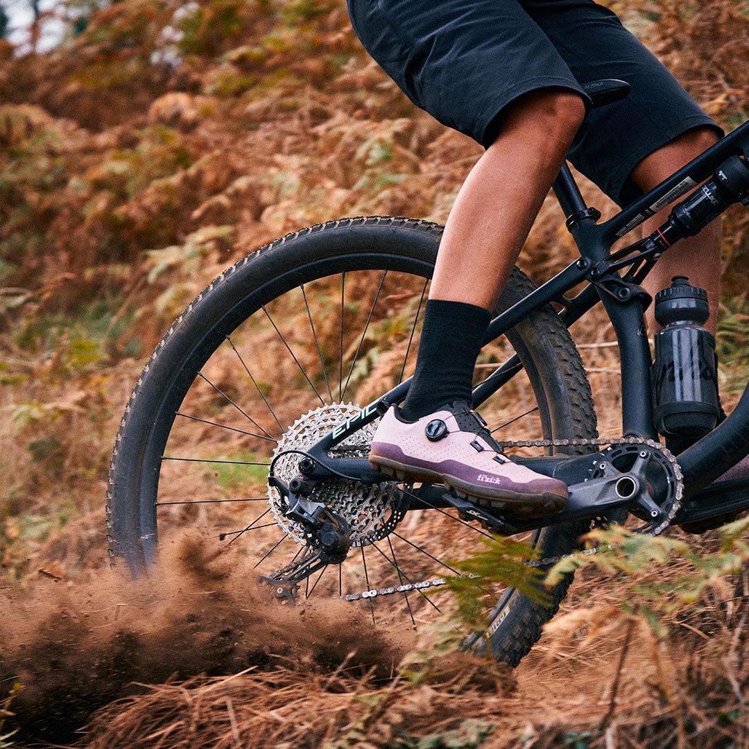 Off-road cycling shoes more comfortable - Terra Atlas Black