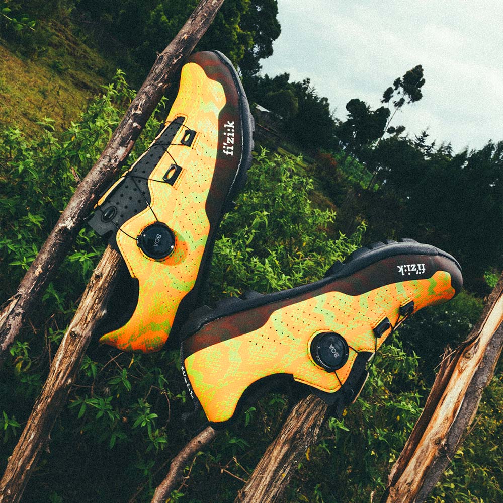fi'zi:k ( フィジーク ) ATLAS TERRA ブラック42 Off-road cycling shoes more comfortable - Terra Atlas Black